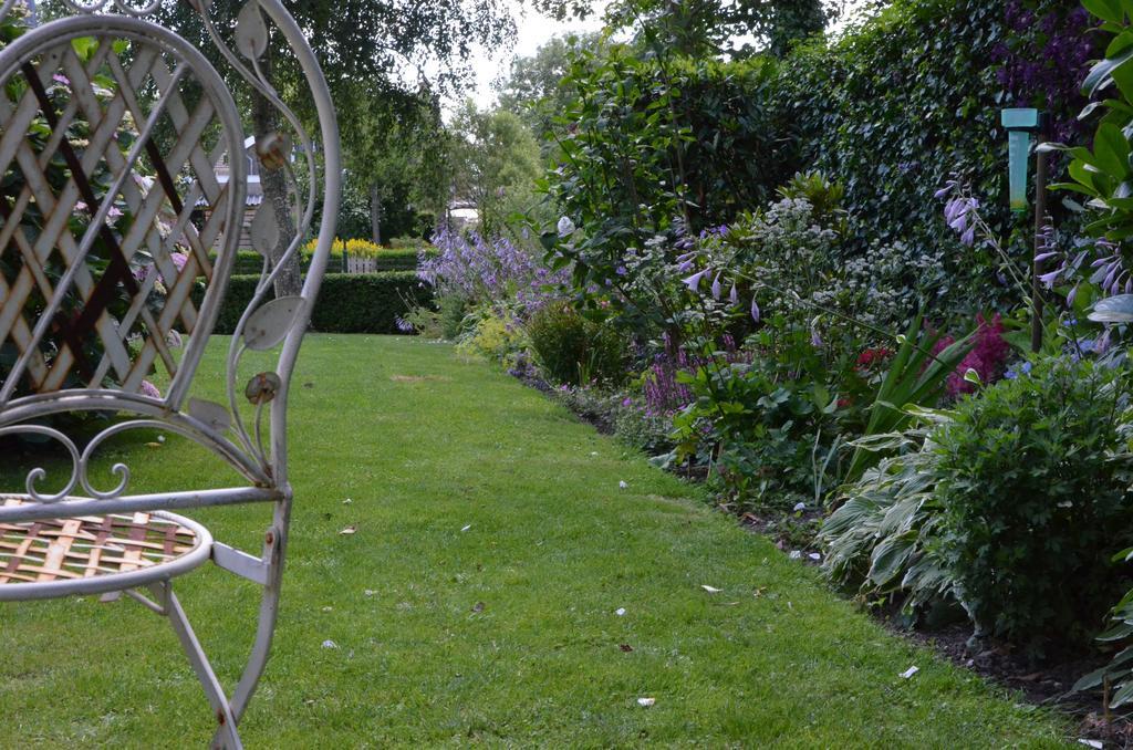 Bloemenhoeve Bed & Breakfast Birdaard Luaran gambar